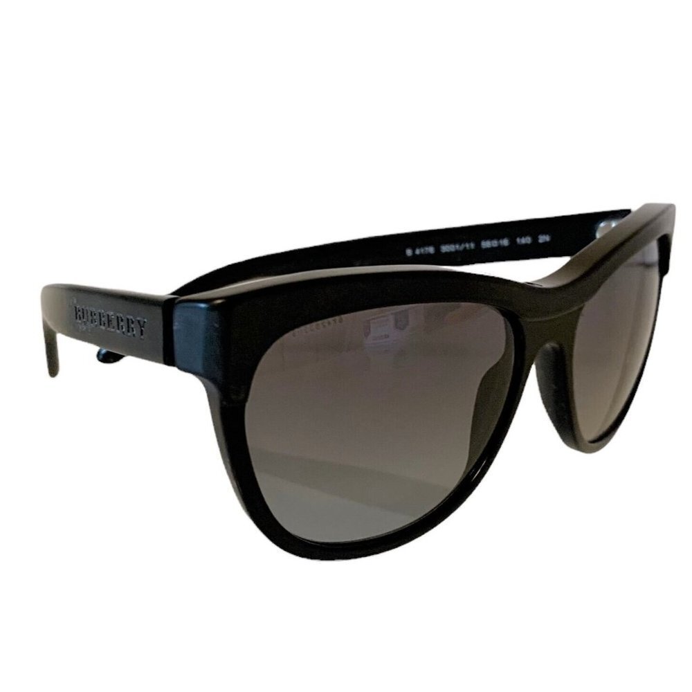 BURBERRY Black Logo Sunglasses $298‎